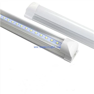 4 FeetT8 integruotas LED
