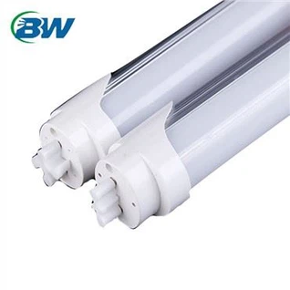 Šiltos baltos fluorescencinės lempos