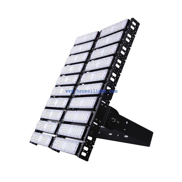 Serijos LED stadiono šviestuvai 800W