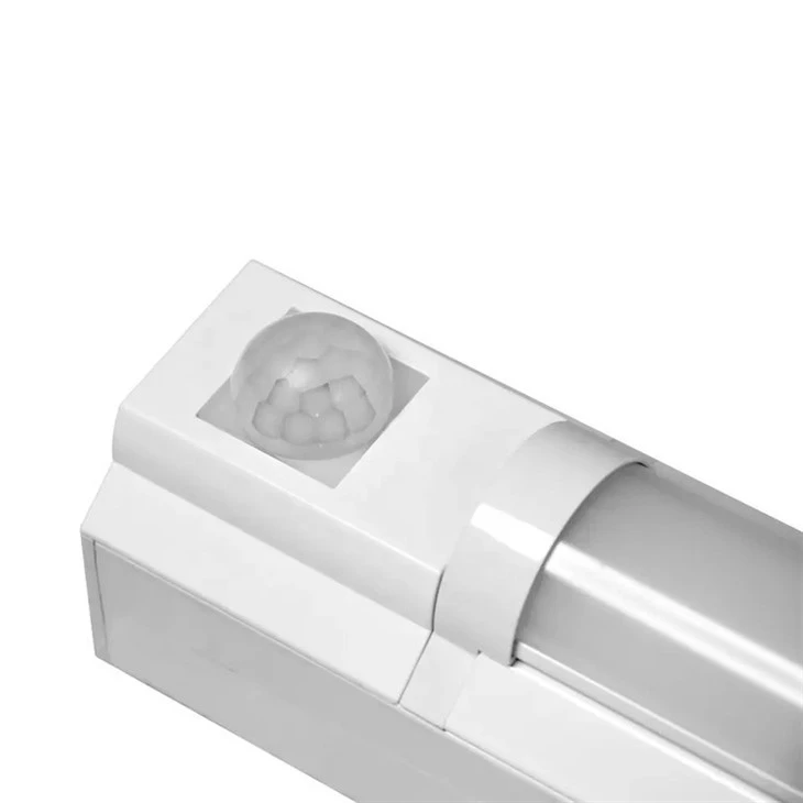 T8 Batten Light With PIR Sensor 1